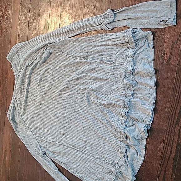 We The Free People Laguna Gray Distressed Slouchy Long Sleeve Thermal Top Wmn L - Picture 6 of 12